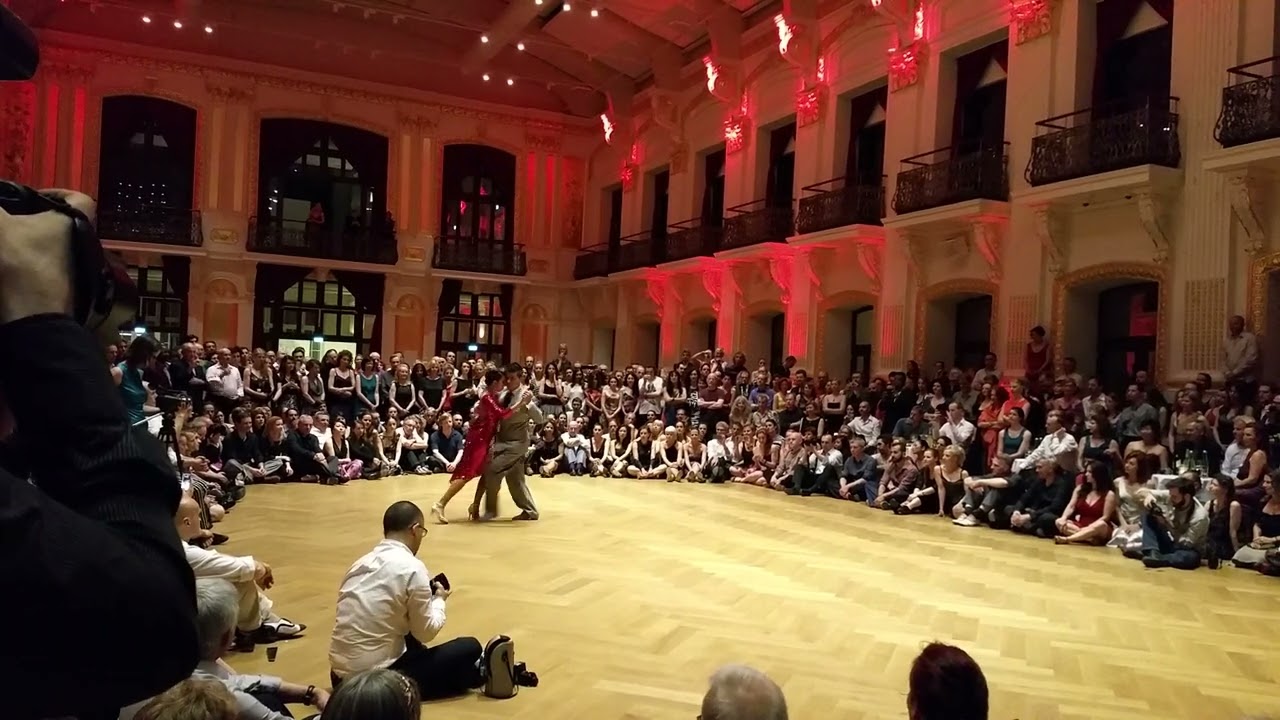 sebastian y roxana perform 1 amadeus may 2015