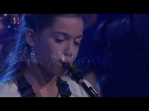 Tanaya in Mija Kiara Ramšak (65 let Štirih kovačev, jubilejni koncert - Kam le čas beži)