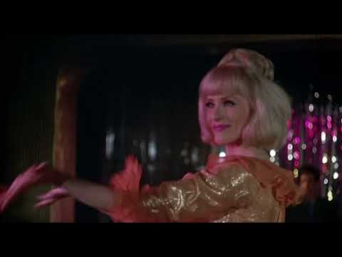 Comet Gain – Beat Of The Veins (Official Video)