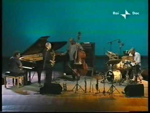 Jackie McLean Quintet - Umbria Jazz 04 - Mr. E part two.wmv