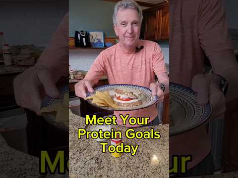 Meet Your Protein Goals Today With This Delicious Grilled Chicken Sandwich 🥪