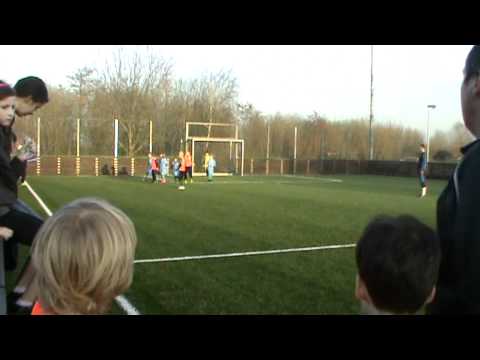 TJ Březiněves - TJ Praga Praha  2:5 (přátelsky,16.3.2012) - 1.třetina