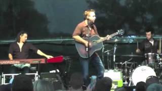 Brandon Rhyder performing Let The Good Times Roll