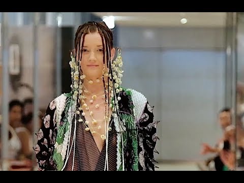 MAURIZIO GALANTE Fall 2018 Haute Couture Paris - Fashion Channel