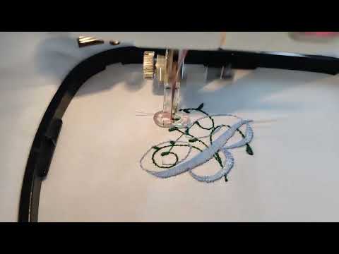 Janome MC 9000 sewing & embroidery machine - Image 2