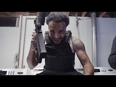 Markie Rich x Real2030 Shred "Fully" Visualizer Shot by @Karri Visuals 2