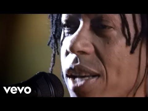 Videoclip de Açaí (Ao Vivo) — Djavan