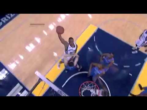 Darrell Arthur SICK One-Handed Dunk on Nick Collison (Game 6, May 13, 2011)