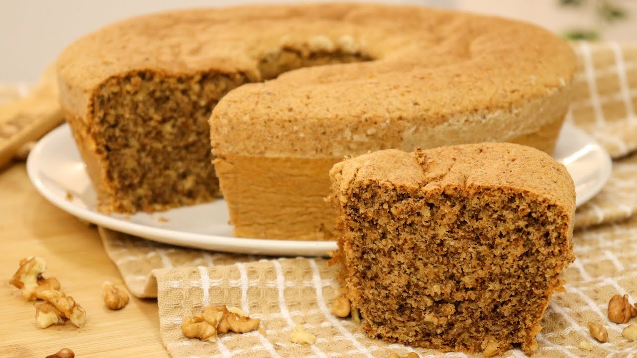 Receita de Bolo de Noz Simples e Fofo