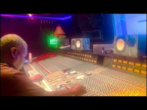 Scientist feat. Joseph Cotton - Police in Helicopter