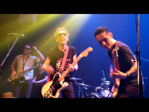 Stuka's Underground - Solo una Agresión feat. Iván