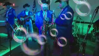 Jingle bells merequetengue Sax LA DIREXION NORTEÑA en vivo 12/23/17