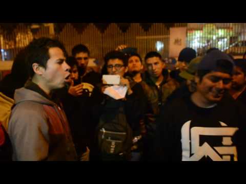 3 SEGUNDOS vs ROJO - Activacion RedBull RapStyle