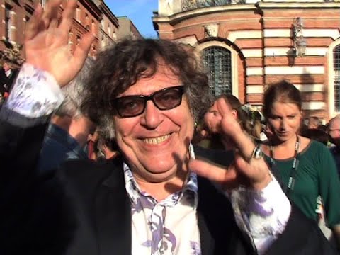 "Visite officielle avec parade du Président grolandais Salengro à Toulouse" (2013) de Gérard Courant