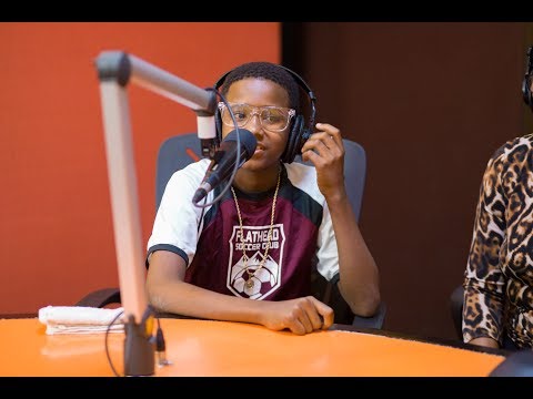 LA HISTORIA DE "LA ÑAPA" Y LA ABUELA DEL DEMBOW CON EL PAN Y LA LECHE!!!