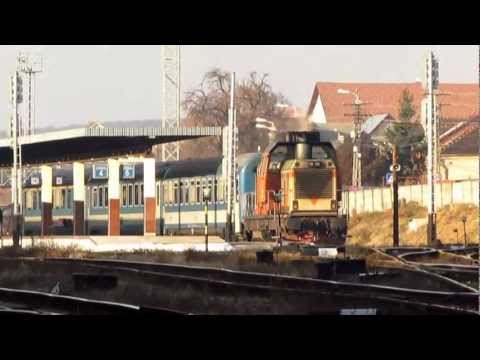 Passenger Trains in Oradea (07 12 2011)