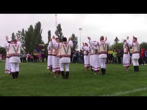 Ansamblul folcloric "Floarea Crişului" la Cupa Crisius, 6 mai 2017.