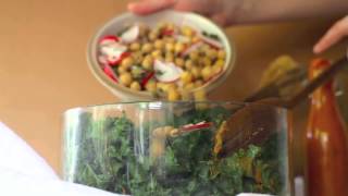 Majorly Delicious Mediterranean Salad