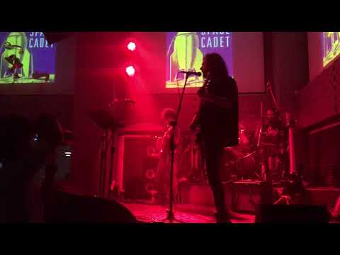 Space Cadet - Is This The End (Creed cover live at Blue Frog)