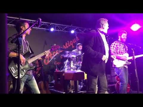 Mike Wahlman - L'acoustique @Namur - With Little Collin