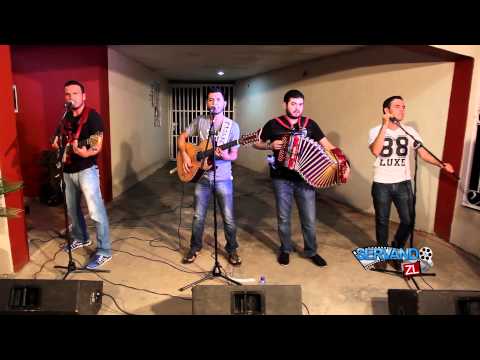 Grupo Fernandez - La Fuga Del Dorian (En Vivo 2014)