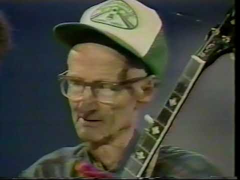 The Roan Mountain Hilltoppers play Train 45, Rattletrap & Sally Ann