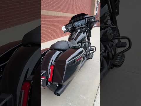 2026 Harley-Davidson® Street Glide® Vivid Black Black Trim