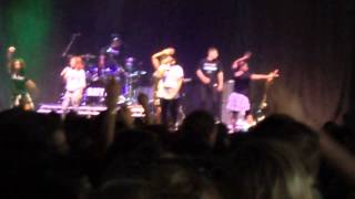 Katy B FT Jessie Ware - Aaliyah Please V FESTIVAL 2013 - CHELMSFORD