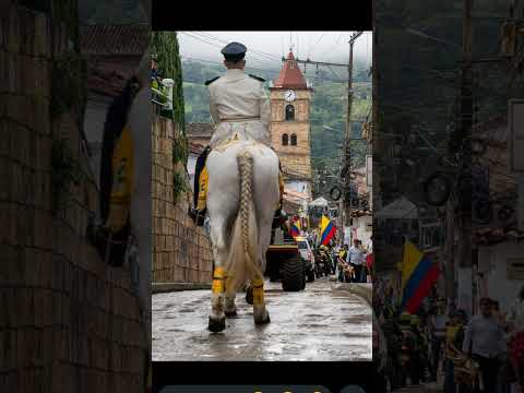 Hoy día de la independencia 20 de julio 216 años, desfile cívico militar en oiba Santander #viral