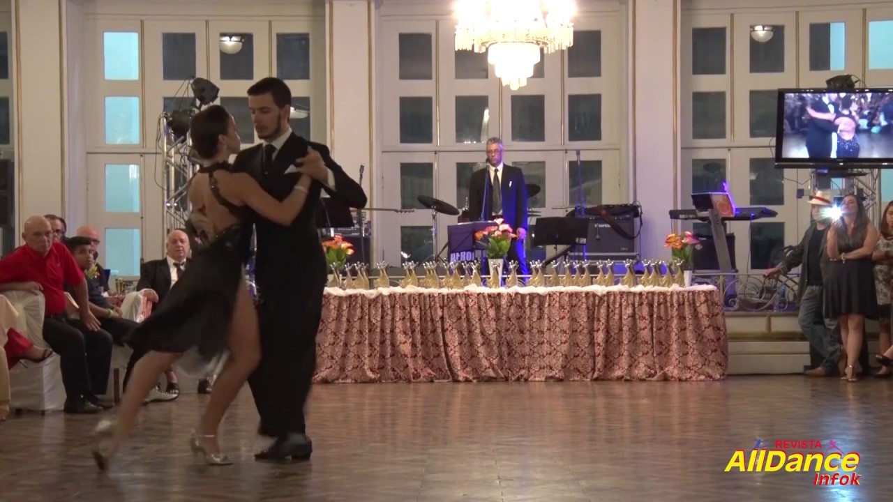 TROFÉU CASAL 20, 38 anos de baile - Alan Balcovich e Camila Delphim - Tango Cenário
