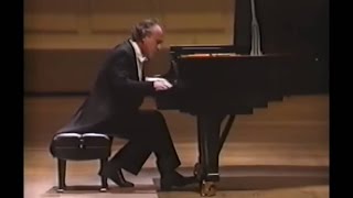 Beethoven - Piano Sonata No. 26 "Les Adieux" (Pollini)