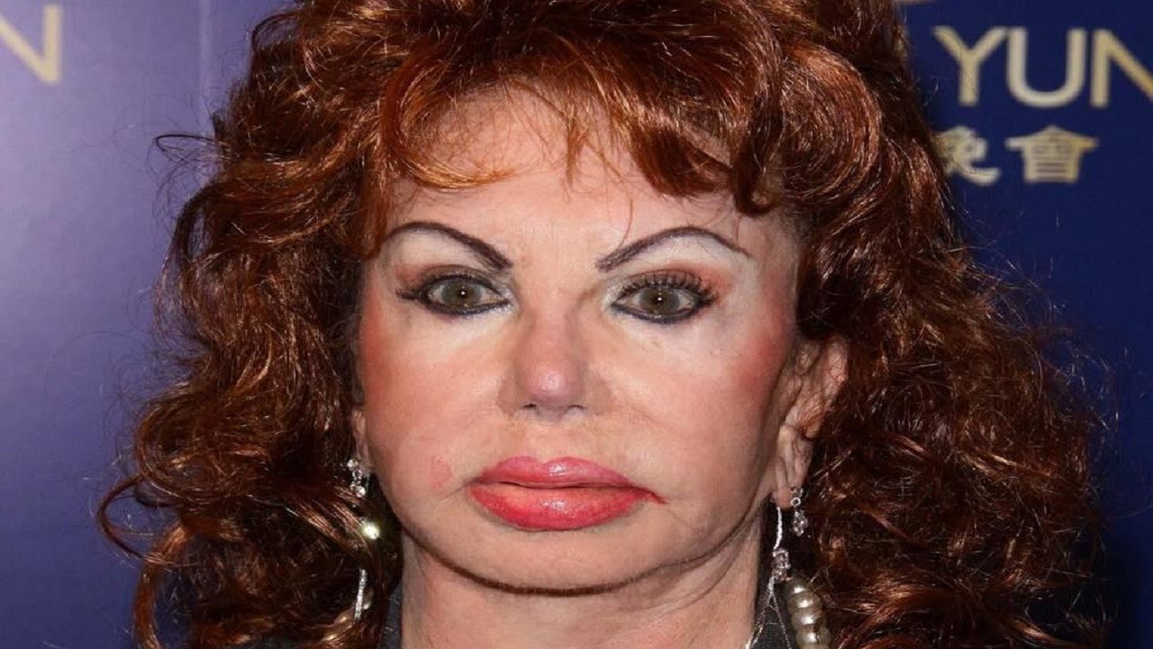 Watch Ce Vi Se Pare Neobi?nuit în Organizarea Versurilor Poeziei Now Everyone Wanted To Date Her In The 70s, This Is Her Today