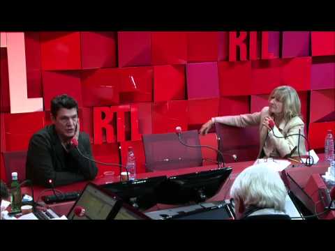 Stéphane Bern reçoit Marc Lavoine dans A La Bonne Heure du 02 03 2015 part 1 - RTL - RTL