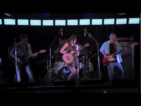 Innessa - I wanna touch you - with lyrics in description