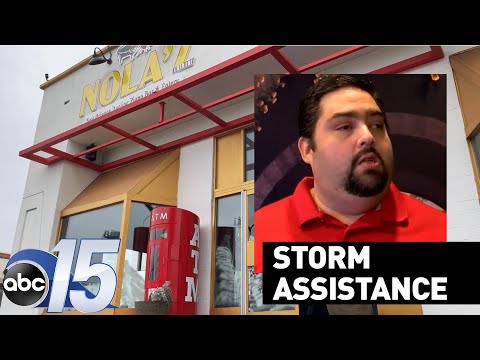Restaurant opens doors 'to anyone who needs it' during winter storm