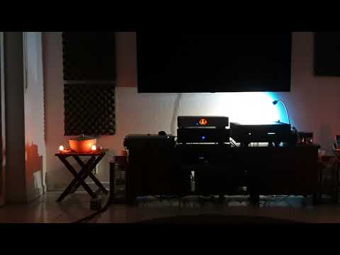 Lampizator Amber DAC 2  vs  Vincent DAC 7  -  Peter Green Splinter Group II