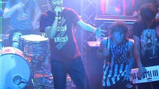 BLACKOUT by Breathe Carolina LIVE