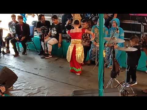 Tari jaipong kembang ros bodas