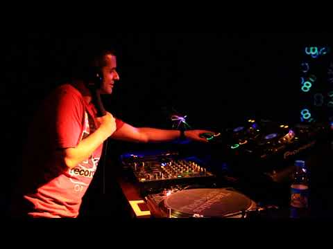 MERT YUCEL live w/ Timid boy @ Indigo , Istanbul / TR