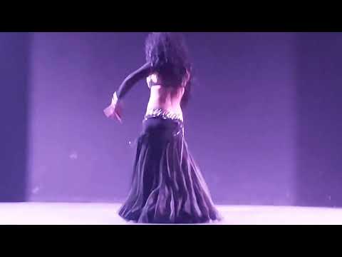 Арабский танец. Турецкая танцовщица.