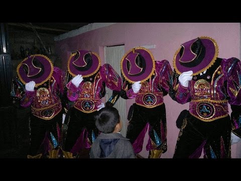Centro Cultural YaWar - Baila con Sentimiento Tiabaya 2014 ....... GRAN FINAL