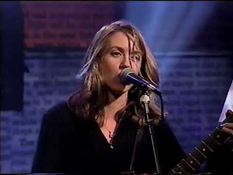Liz Phair - Supernova (Live on 120 Minutes 1994)