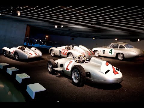 4K Visiting the Mercedes Benz Museum and the Excellence Center