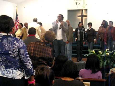 Willie Mason and Friends sings Powerful God (Robert Hairston on Lead)