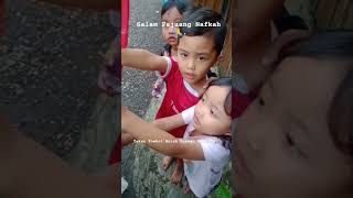 Download lagu Ade Dede Mah Mau Yg Ini#shorts mp3 Download lagu Ade Dede Mah Mau Yg Ini#shorts mp3