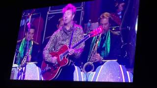 The Brian Setzer Orchestra - Here Comes Santa Claus (Live at the Microsoft Theatre)