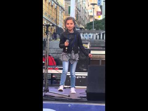 Ema Ignjić Laganini& Velika djevojčica🎵🎶🎧