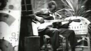 Mississippi Fred McDowell - Goin Down to the River