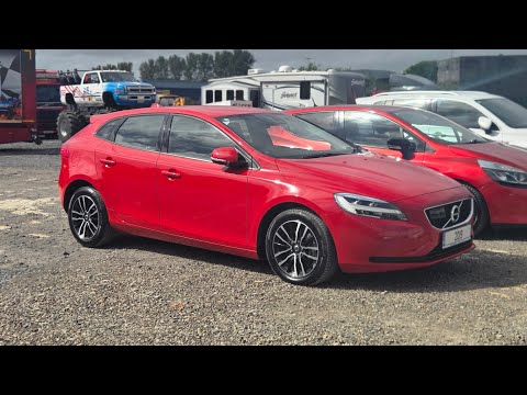 2019 Volvo V40 T3 Kinetic - Image 2