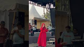 Download lagu BUNDA EVIE TAMALAH SEKARANG MASIH TETEP CANTIKK #evietamala #evietamalaterbaru #shorts mp3